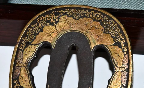 Dettaglio di Tsuba · Edo Higo