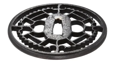 Detalle de Tsuba · Kyō-sukashi