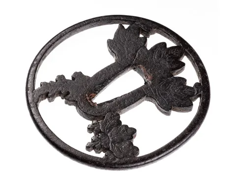 Guarniciones de Tsuba · escuela Nishigaki (Higo)