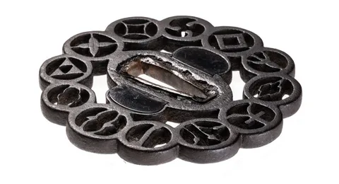 Detalle de Tsuba · Owari