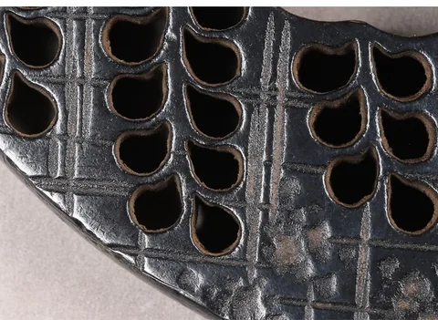 Detalle de Tsuba · Shōami Matajirō
