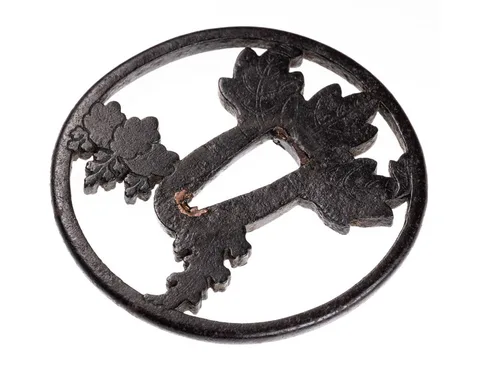 Guarniciones de Tsuba · escuela Nishigaki (Higo)