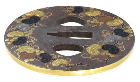 Dettaglio di Tsuba · Kyō-Shōami