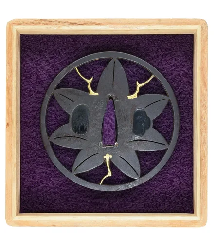 Beschläge von Tsuba · Umetada Mitsushige