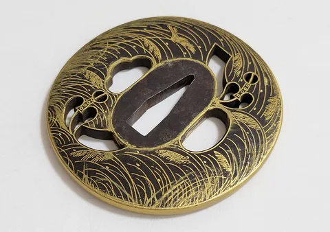 Guarniciones de Tsuba · Kyō-kenjō