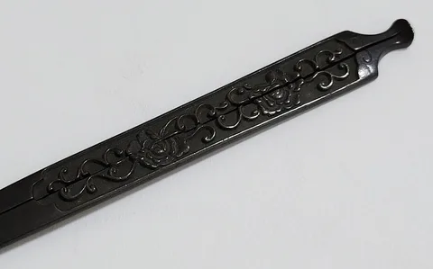 Detalle de Kōgai · Ko-Mino