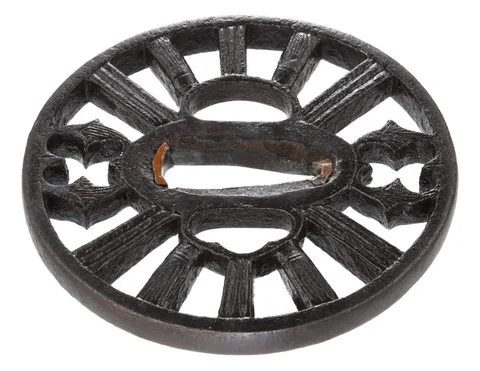 Detalle de Tsuba · Akita Shōami