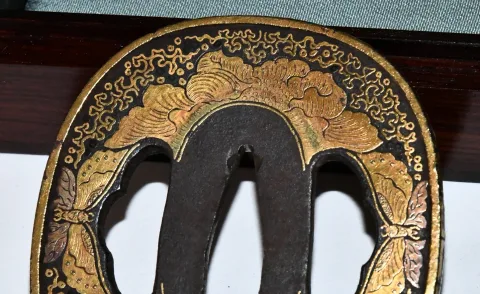 Dettaglio di Tsuba · Edo Higo
