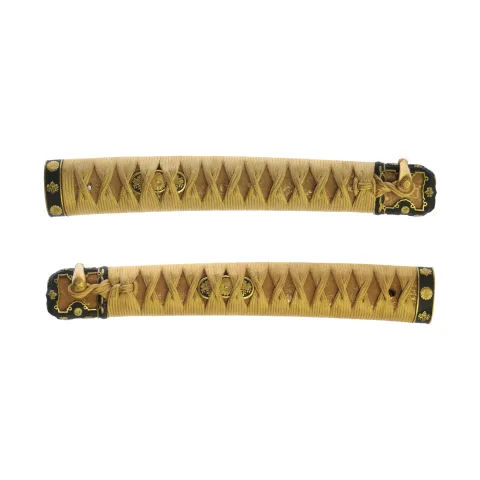 Guarniciones de Hisakatsu