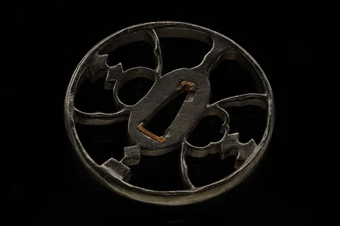 Detalle de Tsuba · Owari