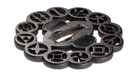 Detalle de Tsuba · Owari