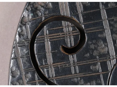 Detalle de Tsuba · Shōami Matajirō