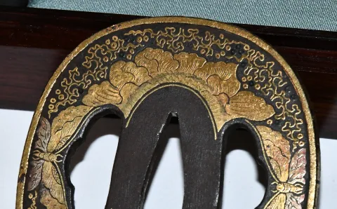 Dettaglio di Tsuba · Edo Higo