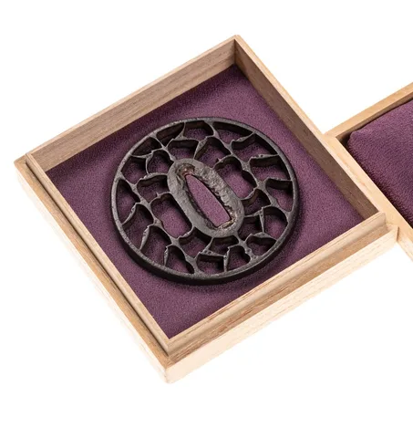 Beschläge von Tsuba · Kyō-sukashi