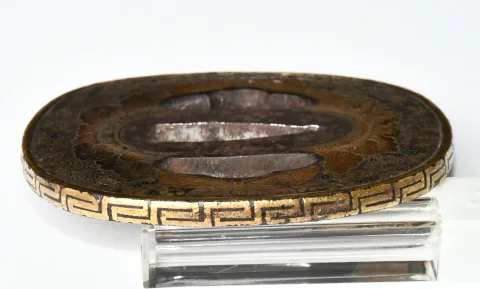 Dettaglio di Tsuba · Edo Higo