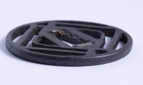 Detail von Tsuba · Kanayama