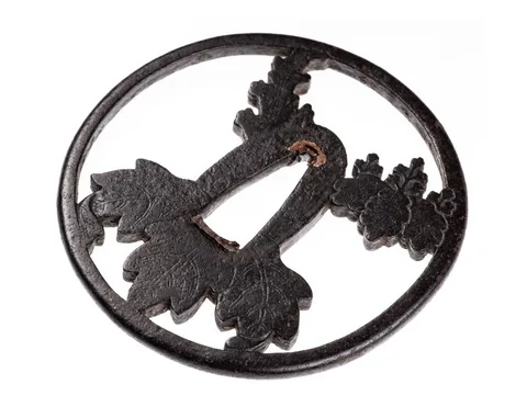 Guarniciones de Tsuba · escuela Nishigaki (Higo)