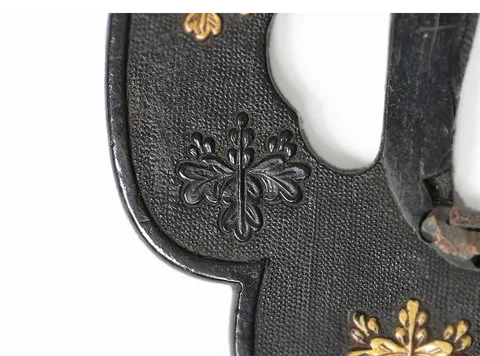 Detalle de Tsuba · Ko-Gotō