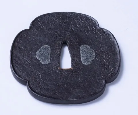 Detalle de Tsuba · Nobuie