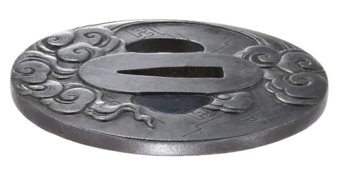 Detalle de Tsuba · Masatomo (escuela Chōshū)
