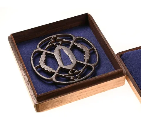 Guarniciones de Tsuba · Owari