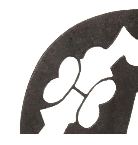 Detalle de Tsuba · Ko-Tōshō