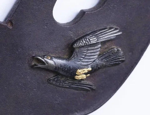 Detalle de Tsuba · Tokuoki