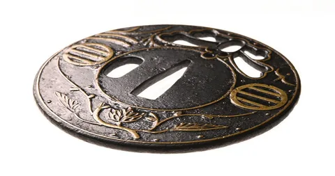 Detalle de Tsuba · Ōnin