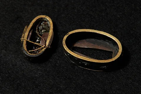 Detalle de Fuchi-kashira · Ayanokōji Nagamine