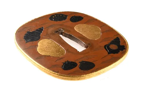 Detalle de Tsuba · Kaga