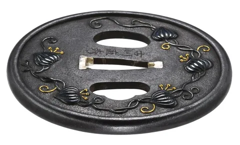 Dettaglio di Tsuba daishō · Furukawa Naohide