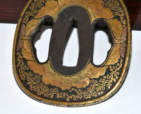 Dettaglio di Tsuba · Edo Higo