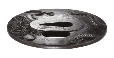 Detalle de Tsuba · Oka Tomokata (Chōshū)