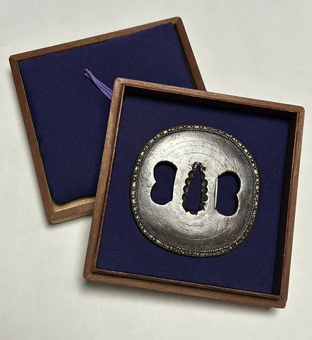 Guarnizioni di Tsuba · Hikozō (Higo)
