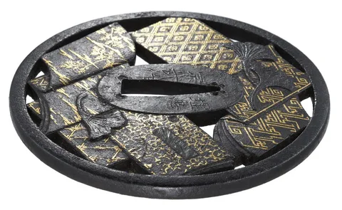 Detalle de Tsuba · Umetada Munetake