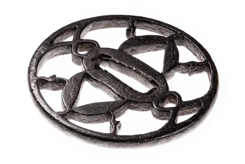 Detalle de Tsuba · Owari