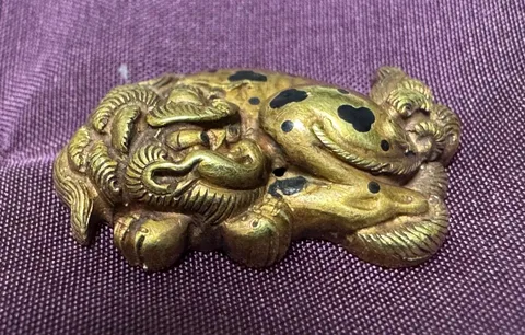 Dettaglio di Menuki · Kaga kinkō