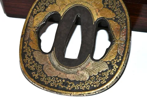 Dettaglio di Tsuba · Edo Higo