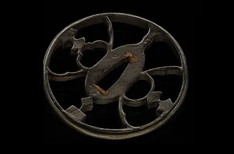 Detalle de Tsuba · Owari