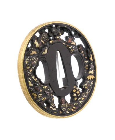 Detalle de Tsuba · Kadono Yukinaga (Hikone-bori)