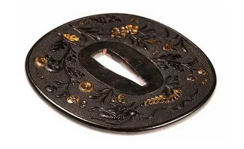 Detalle de Tsuba · Mino