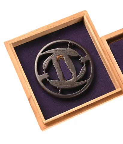 Guarniciones de Tsuba · Akasaka (den Tadatora)
