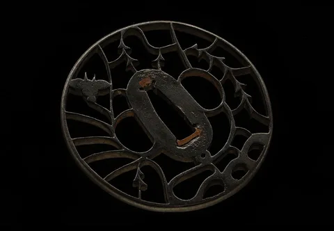 Detail von Tsuba · Kyō-sukashi