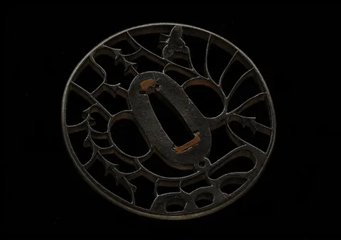 Detail von Tsuba · Kyō-sukashi