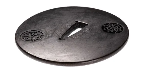 Detalle de Tsuba · Akasaka Tadatoki