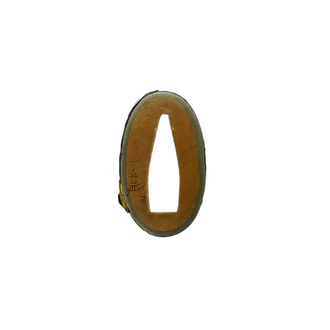 Detalle de Fuchi-kashira · Kazuki (escuela Ōmori)