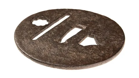 Detalle de Tsuba · Ko-Tōshō