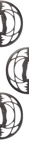 Detalle de Tsuba · Akasaka