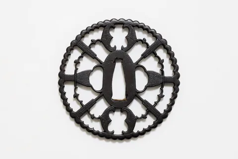 Guarniciones de Tsuba · Kyō-sukashi