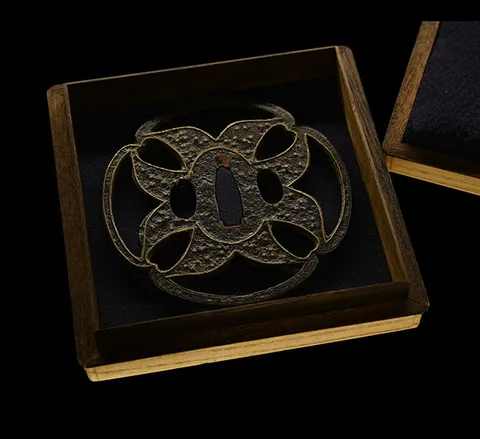 Guarniciones de Tsuba · Ōnin